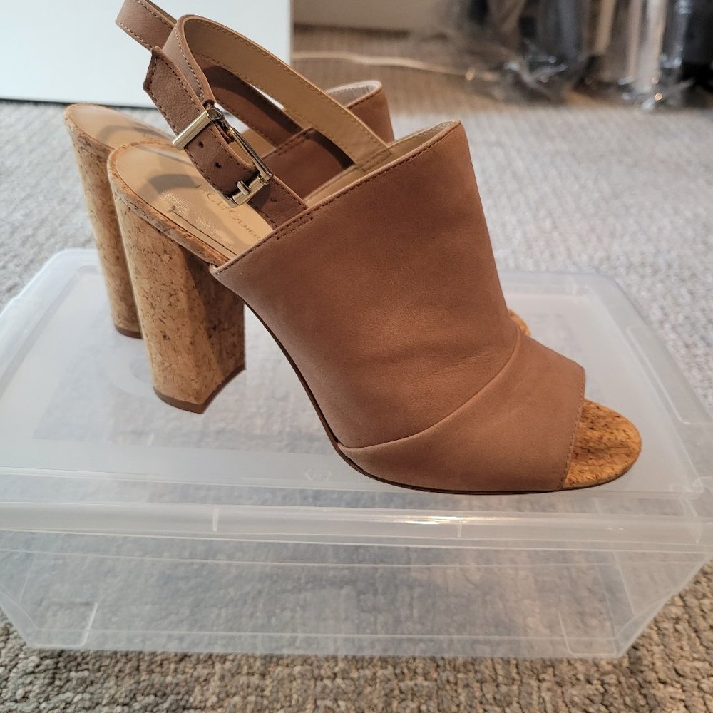 BCBG 8M Light Brown Summer Heels